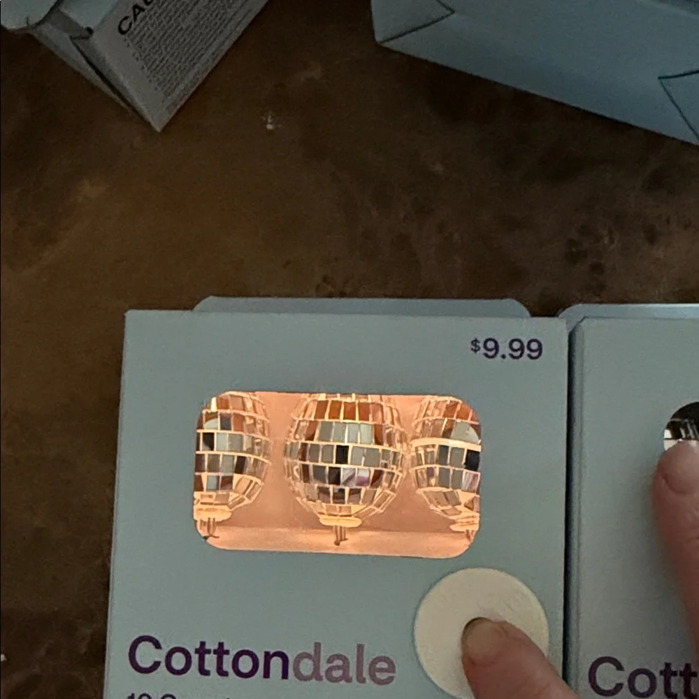 Cottondale LED Disco Egg Lights